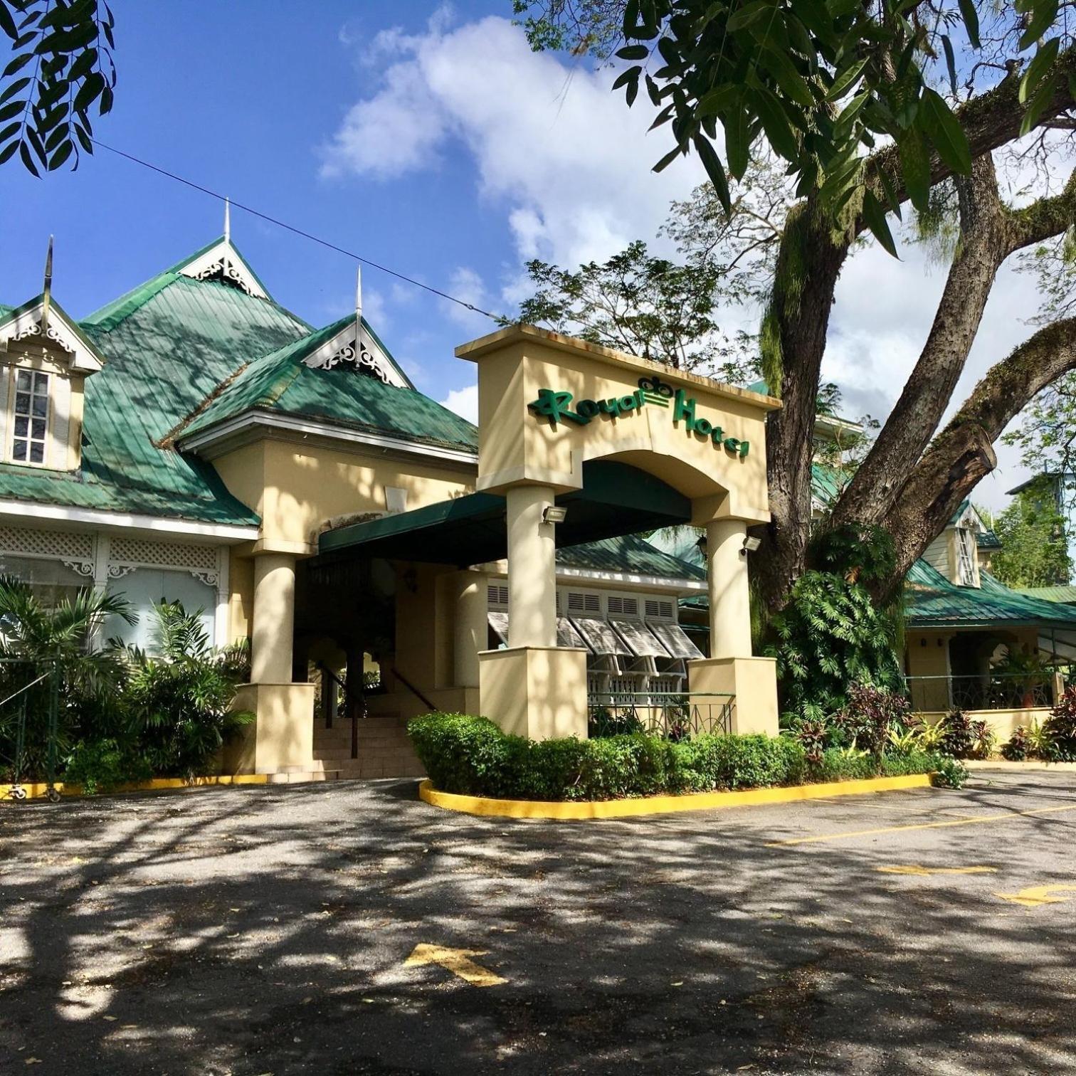 The Royal Hotel San Fernando Exterior foto